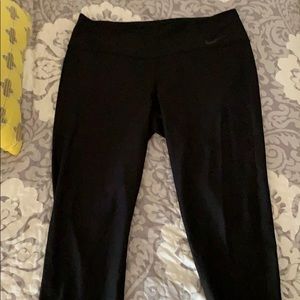 Nike dri fit cropped leggings